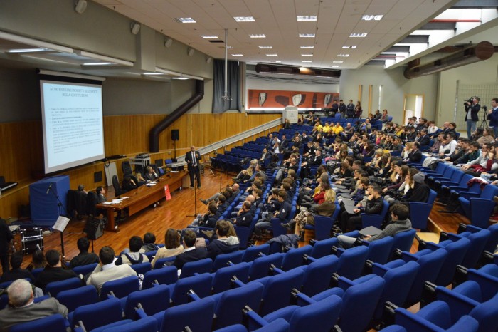 Presentato il progetto “Fatti furbo, ma furbo veramente” a Napoli