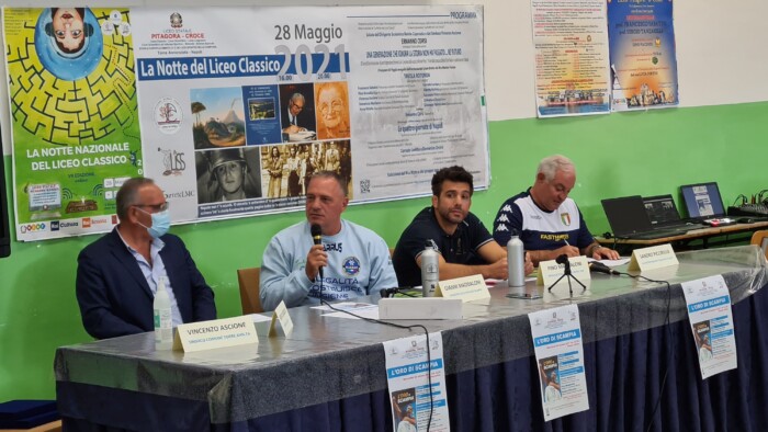 Gianni Maddaloni al Liceo Pitagora: maestro di judo, maestro di vita